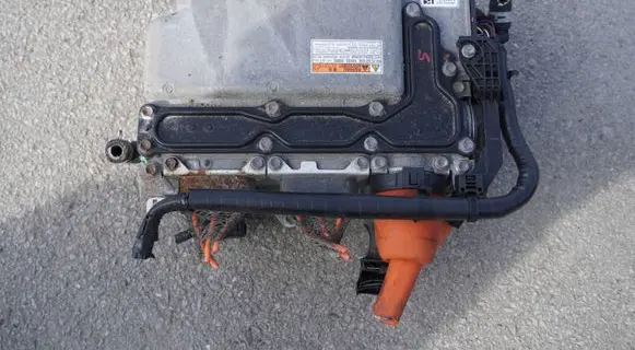 Toyota Auris E180 Voltage converter inverter G920047190