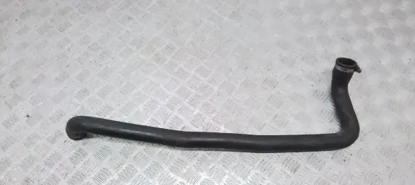 Volvo XC90 Engine coolant pipe/hose