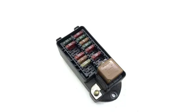 Jaguar XK8 - XKR Fuse module LJA2800CE