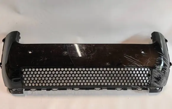 Land Rover Defender Front bumper lower grill L8D2-17F775-A