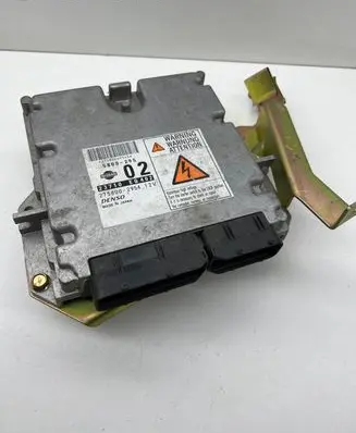 Nissan X-Trail T30 Engine control unit/module 23710EQ402 5800295 2758002954