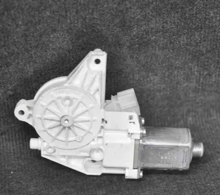 Mercedes-Benz ML W166 Front door window regulator motor 