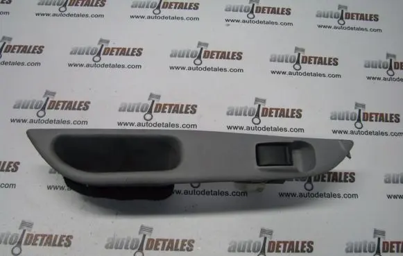 Nissan Almera Tino Electric window control switch 82961BU700