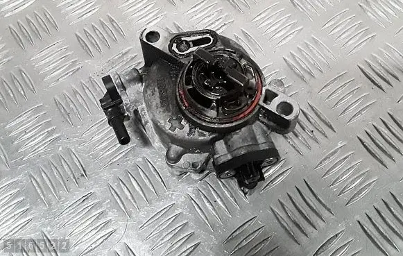 Citroen DS4 Vacuum pump 9804021880
