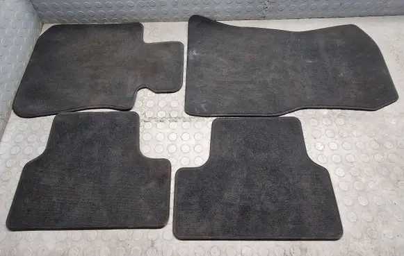 BMW i4 Car floor mat set 9871111