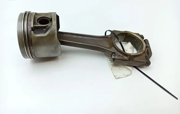 Jaguar XJS Piston with connecting rod EAC1868 EBC1289