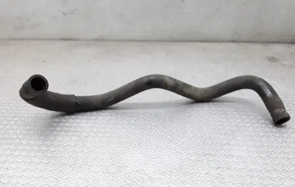 Mazda CX-7 Engine coolant pipe/hose
