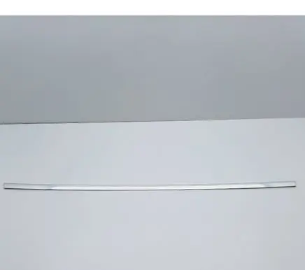 Audi Q7 4L Rear door windshield rail 