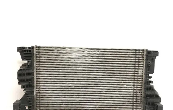 Mercedes-Benz GLA H247 Intercooler radiator A2475006100 ZGS003Q01