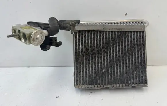 Volvo V40 Air conditioning (A/C) radiator (interior) 31369447