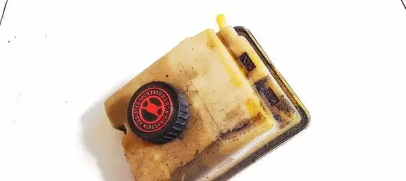 Power steering fluid tank/reservoir