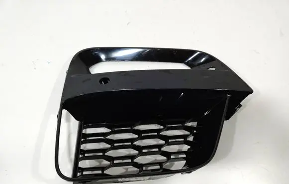 BMW X3 G01 Front bumper lower grill 8064312
