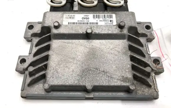 Ford Fiesta Engine control unit/module ECU 8V2112A650SD