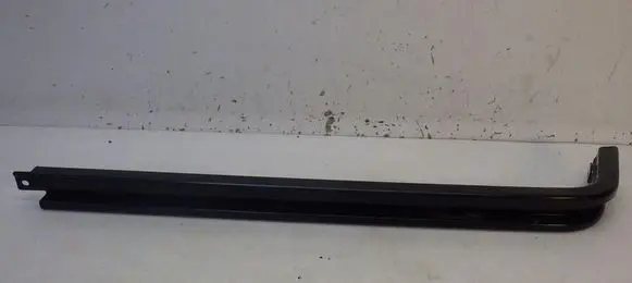 Dacia Sandero Sliding door upper roller guide/hinge 777605097R