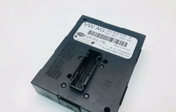 Volkswagen Golf VI Keyless (KESSY) go control unit/module 5K0959434A