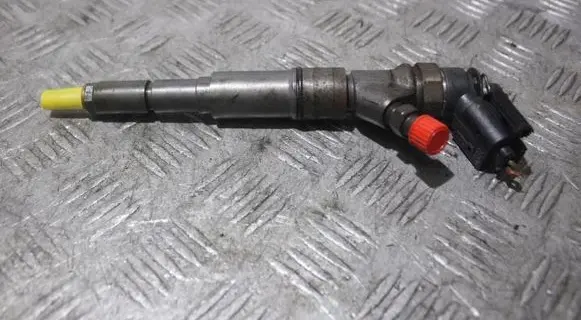 BMW 3 E90 E91 Fuel injector 0445110209