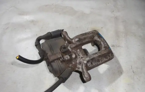 BMW X3 F25 Rear brake caliper