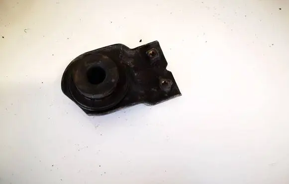 Hyundai i30 Radiator mount bracket 