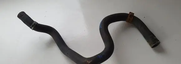 Toyota Prius (XW50) Engine coolant pipe/hose