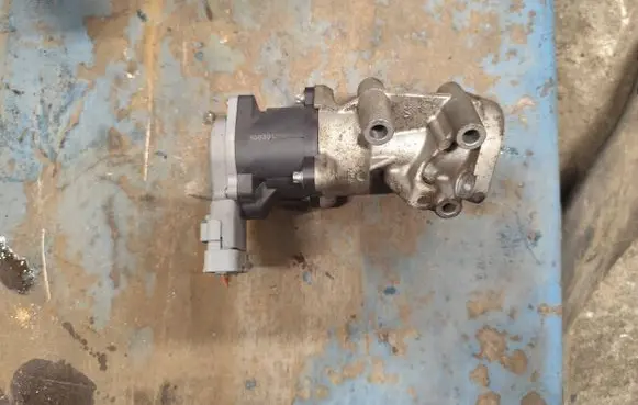 Jaguar XF X250 EGR valve 4R8Q9D475AC 28012025 BJPVB