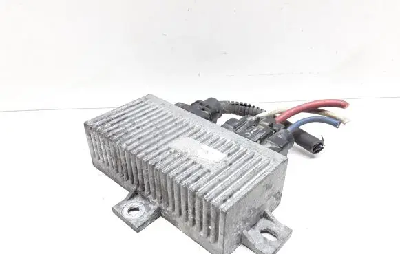 Volvo S40, V40 Coolant fan relay 