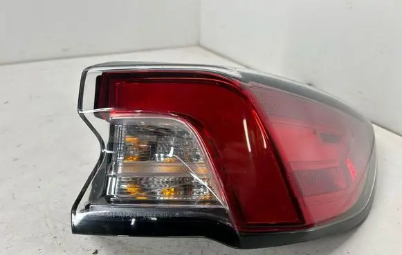 Ford Escape IV Rear/tail lights LJ6B13404AJ