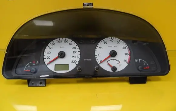 Citroen Xsara Picasso Speedometer (instrument cluster) P9645745080B00