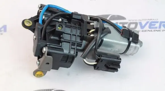 BMW 5 E60 E61 Steering column adjust motor 1171701