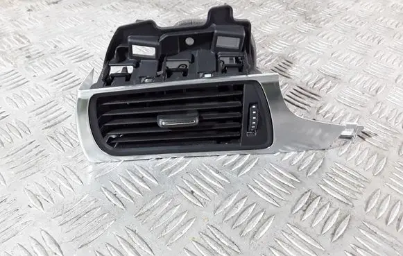 Audi A6 S6 C7 4G Dashboard side air vent grill/cover trim 4G1820901