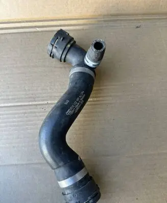 Audi Q5 SQ5 Engine coolant pipe/hose 80A122101AJ