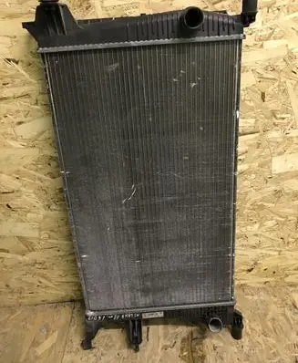 Renault Megane III Coolant radiator