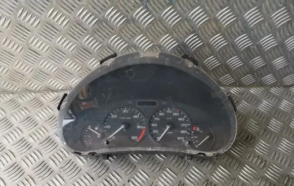 Citroen Berlingo Speedometer (instrument cluster) 9651740080