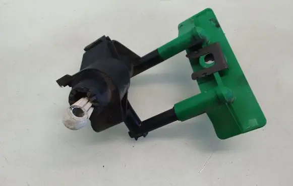 Clutch slave cylinder