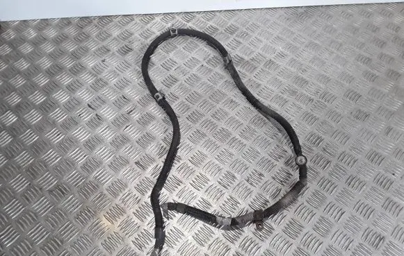 Mercedes-Benz ML W164 Positive cable (battery)