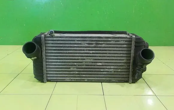 Hyundai Santa Fe Intercooler radiator 282702F700 28270