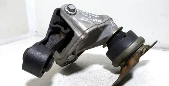 Citroen C5 Engine mount bracket 9647646380