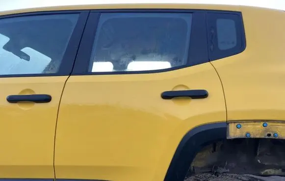 Jeep Renegade Rear door 