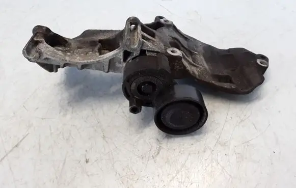 Renault Megane III Generator/alternator bracket 8200669495
