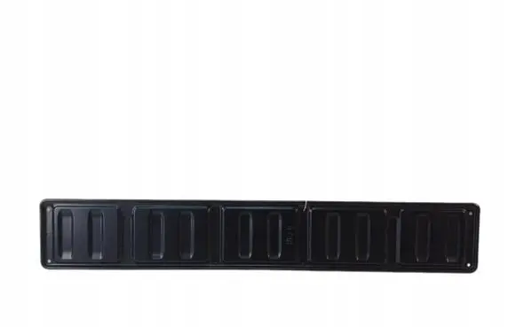 Mitsubishi L200 Tailgate trim 6724A041