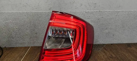 Rear/tail lights