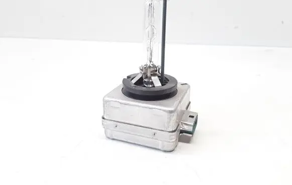 Volvo V40 Xenon bulb 853429