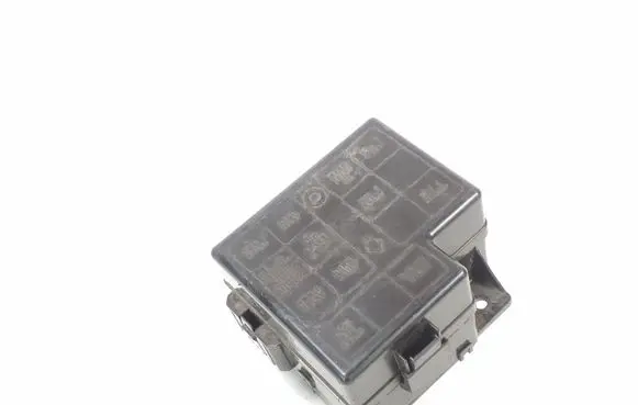 Infiniti QX70 S51 Fuse module