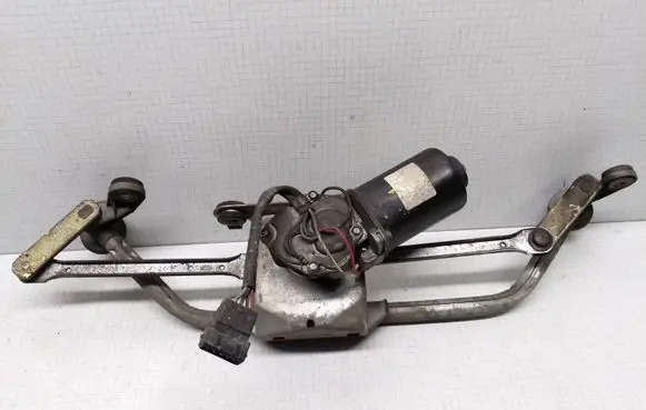 Peugeot 806 Front wiper linkage 