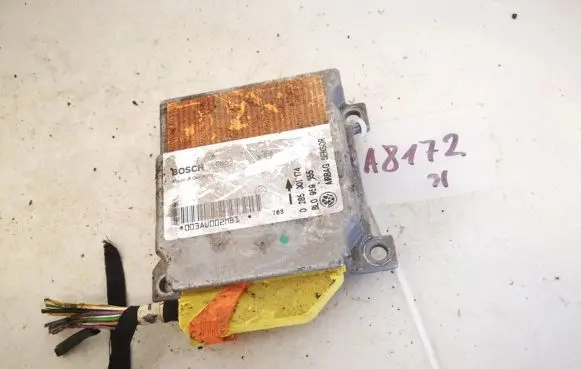 Volkswagen PASSAT B5 Airbag control unit/module 8l0959655 0285001174