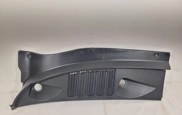 Hyundai Matrix Windshield trim 8615117000