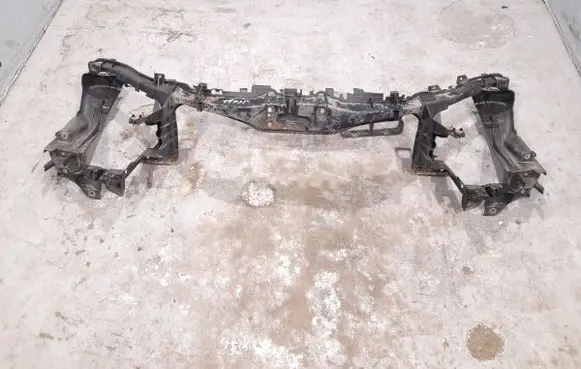 Mercedes-Benz B W245 Radiator support slam panel 1696201634 A1696201634