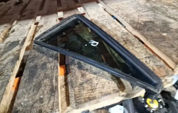 Mazda 6 Front door vent window glass four-door 