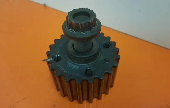 Audi A4 S4 B6 8E 8H Camshaft pulley/ VANOS 038105263F