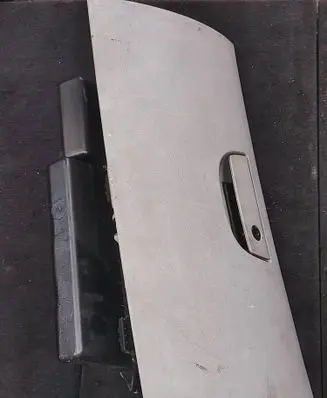 Chrysler 300 - 300C Glove box 1081650AA
