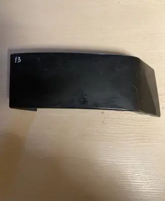 Volvo XC90 Rear/tail light trim molding 30698134